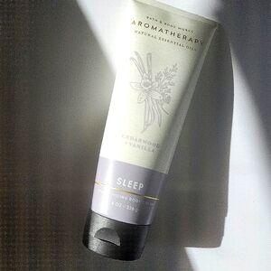 Bath & Body Works Aromatherapy Cedarwood + Lavender Body Cream Lotion